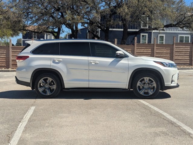 2018 Toyota Highlander Base