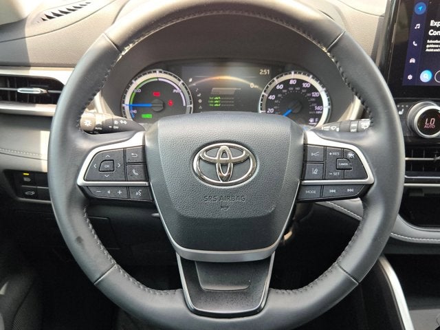 2024 Toyota Highlander Base