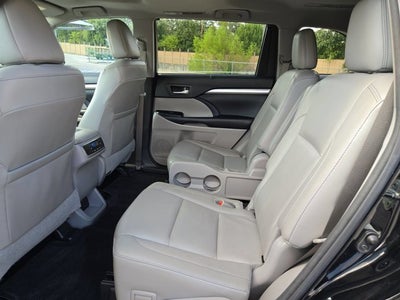 2017 Toyota Highlander XLE V6 FWD