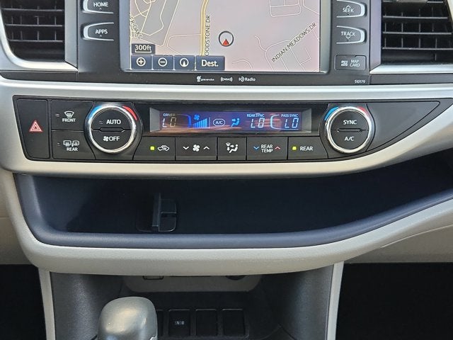 2017 Toyota Highlander XLE V6 FWD