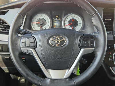 2016 Toyota Sienna Base