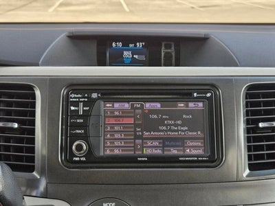 2013 Toyota Sienna 5dr 8-Pass Van V6 XLE FWD