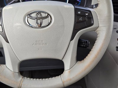 2013 Toyota Sienna 5dr 8-Pass Van V6 XLE FWD