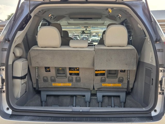 2013 Toyota Sienna 5dr 8-Pass Van V6 XLE FWD