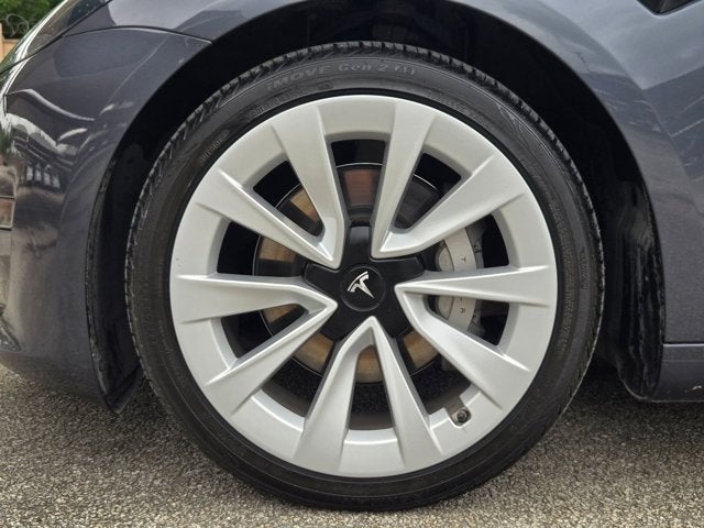 2023 Tesla Model 3 RWD