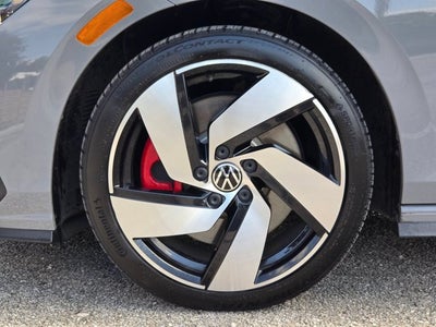 2022 Volkswagen Golf GTI 2.0T SE DSG