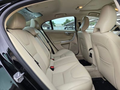 2015 Volvo S60 2015.5 4dr Sdn T5 Drive-E Premier FWD