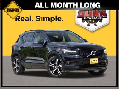 2021 Volvo XC40 T5 AWD R-Design