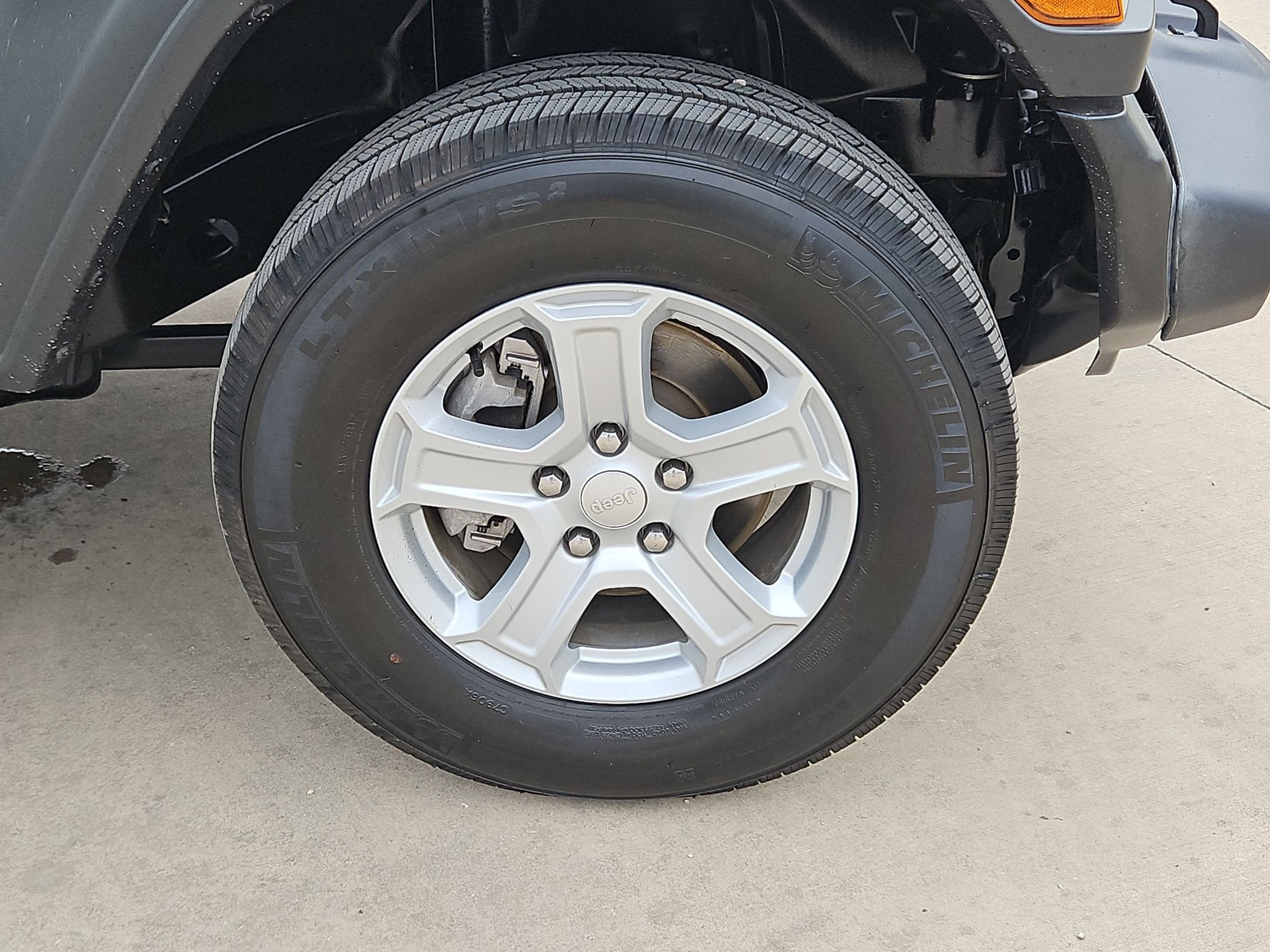 2021 Jeep WRANGLER SPORT