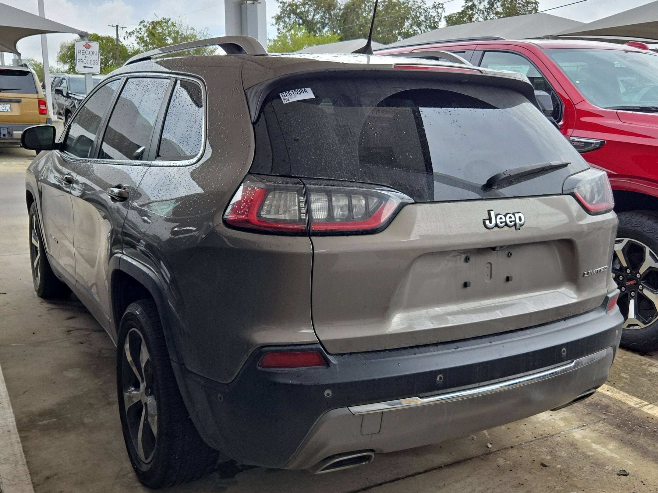 2019 Jeep CHEROKEE LIMITED