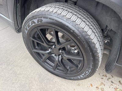 2022 Jeep GRAND CHEROKEE L LAREDO