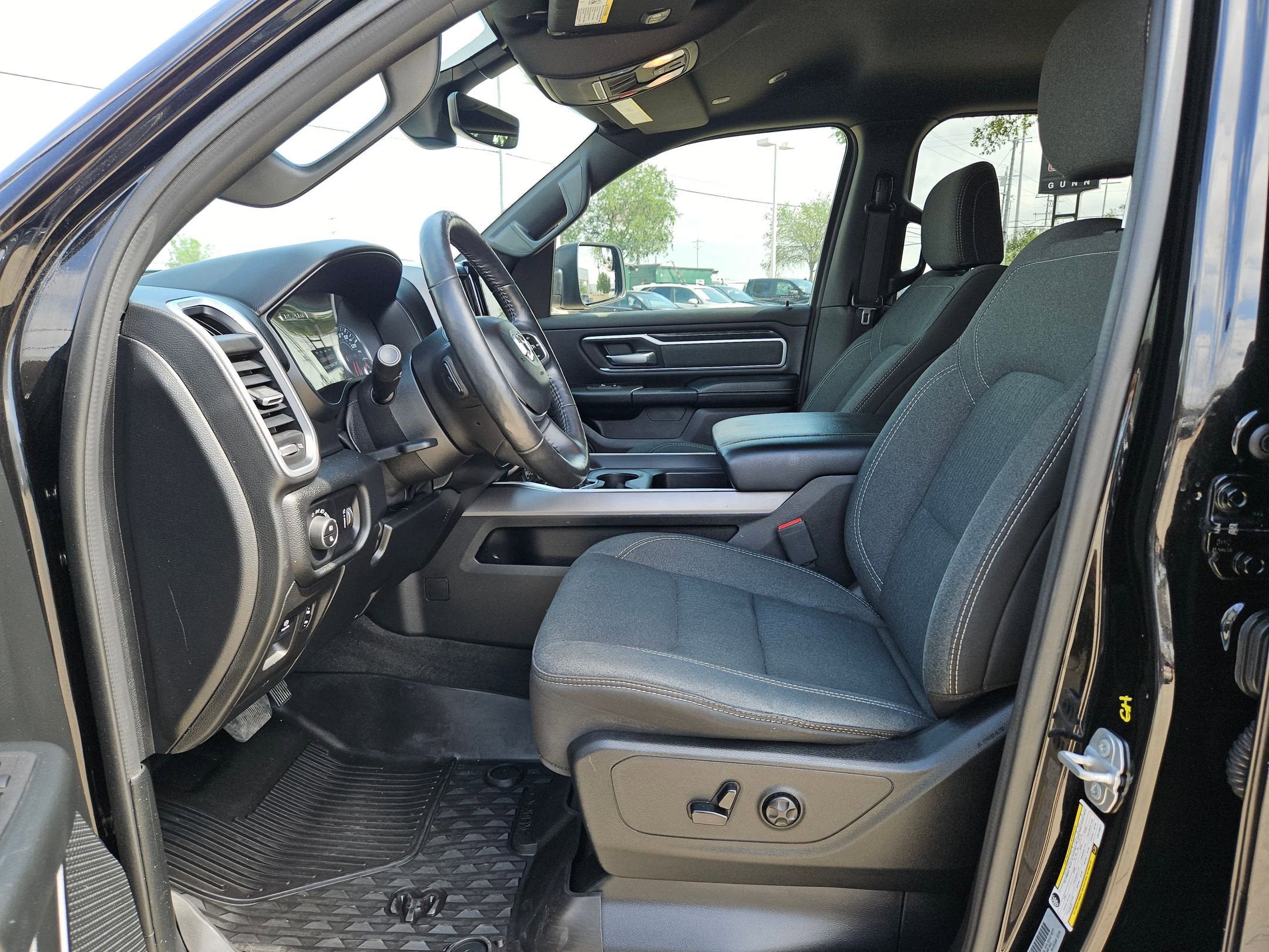 2020 RAM 1500 BIGHORN/LONE STAR