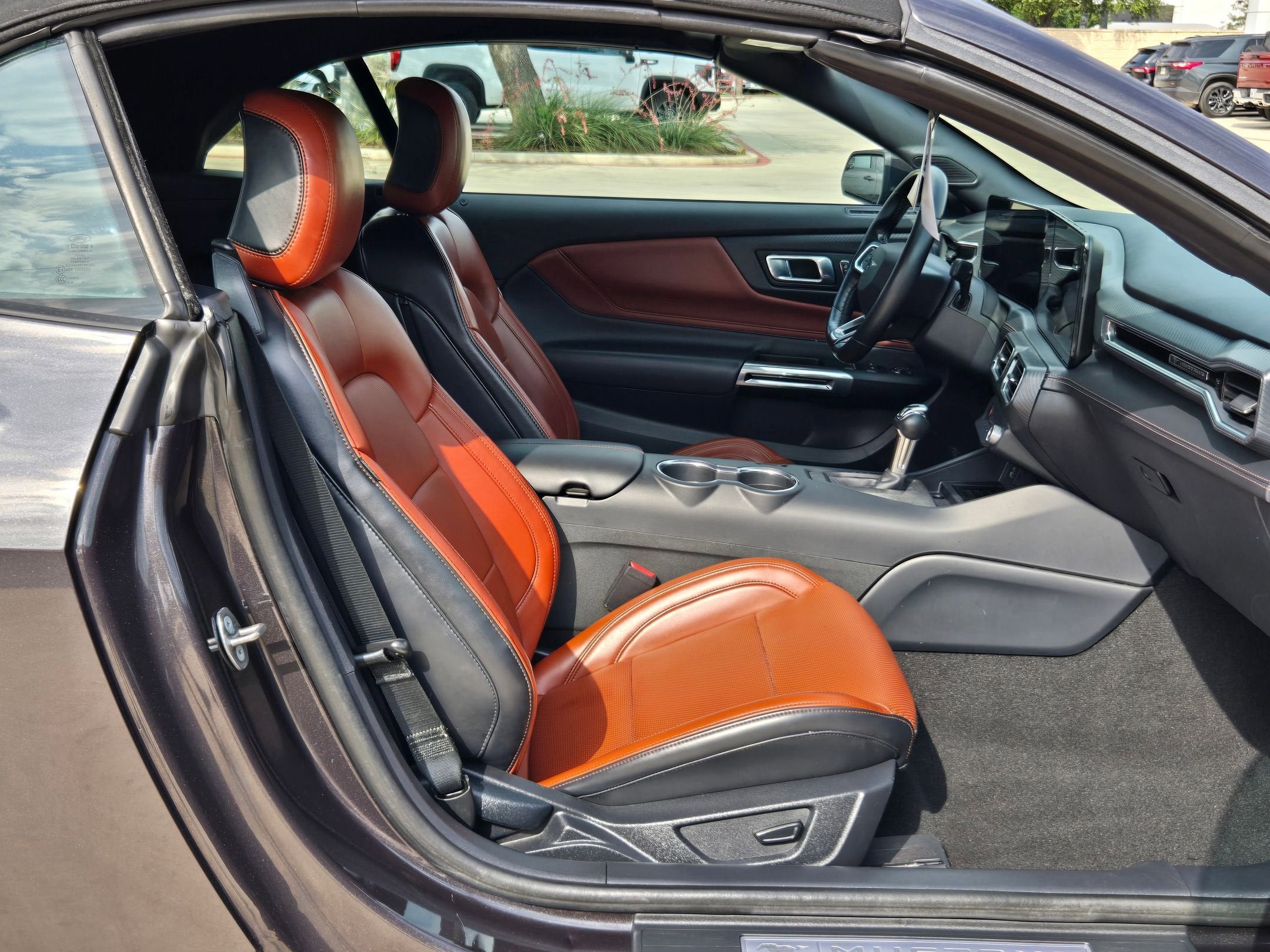 2024 Ford MUSTANG PREMIUM CONVERTI