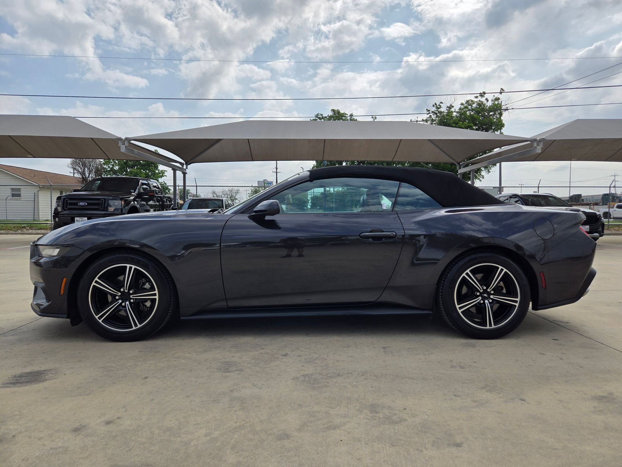 2024 Ford MUSTANG PREMIUM CONVERTI