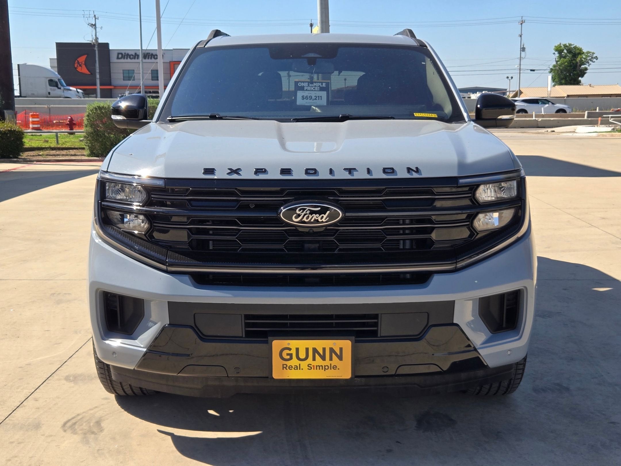 2025 Ford EXPEDITION PLATINUM