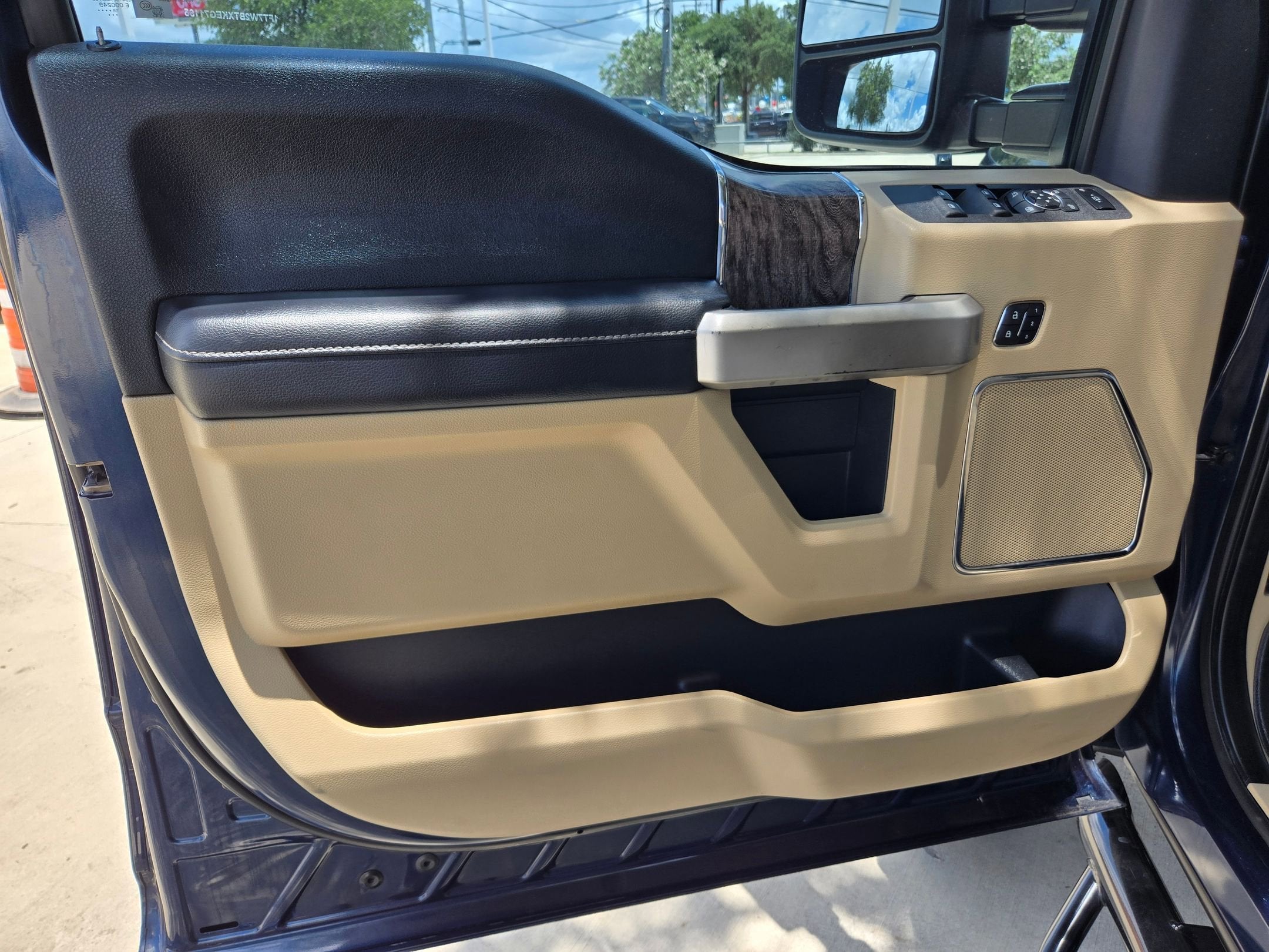 2019 Ford F-250 SD LARIAT 4WD