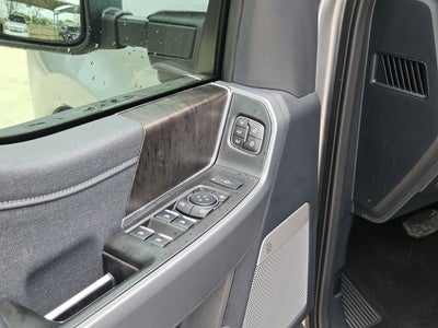 2024 Ford SUPER DUTY F-250 SRW LARIAT