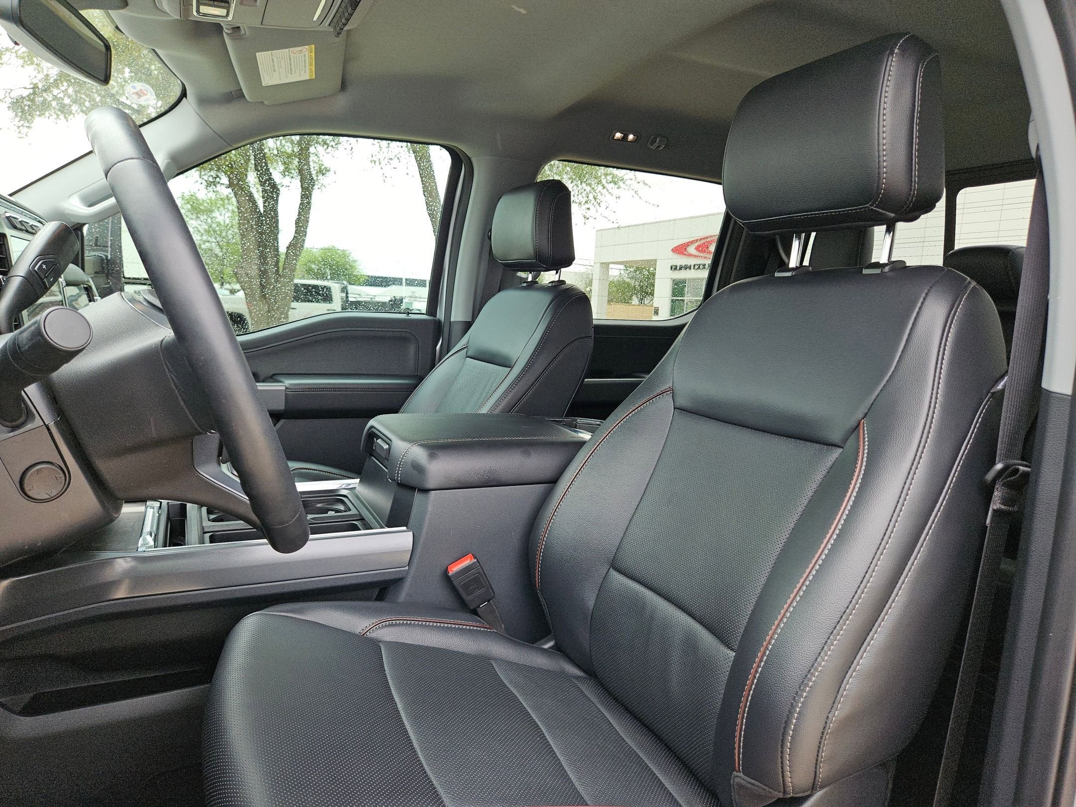 2024 Ford SUPER DUTY F-250 SRW LARIAT