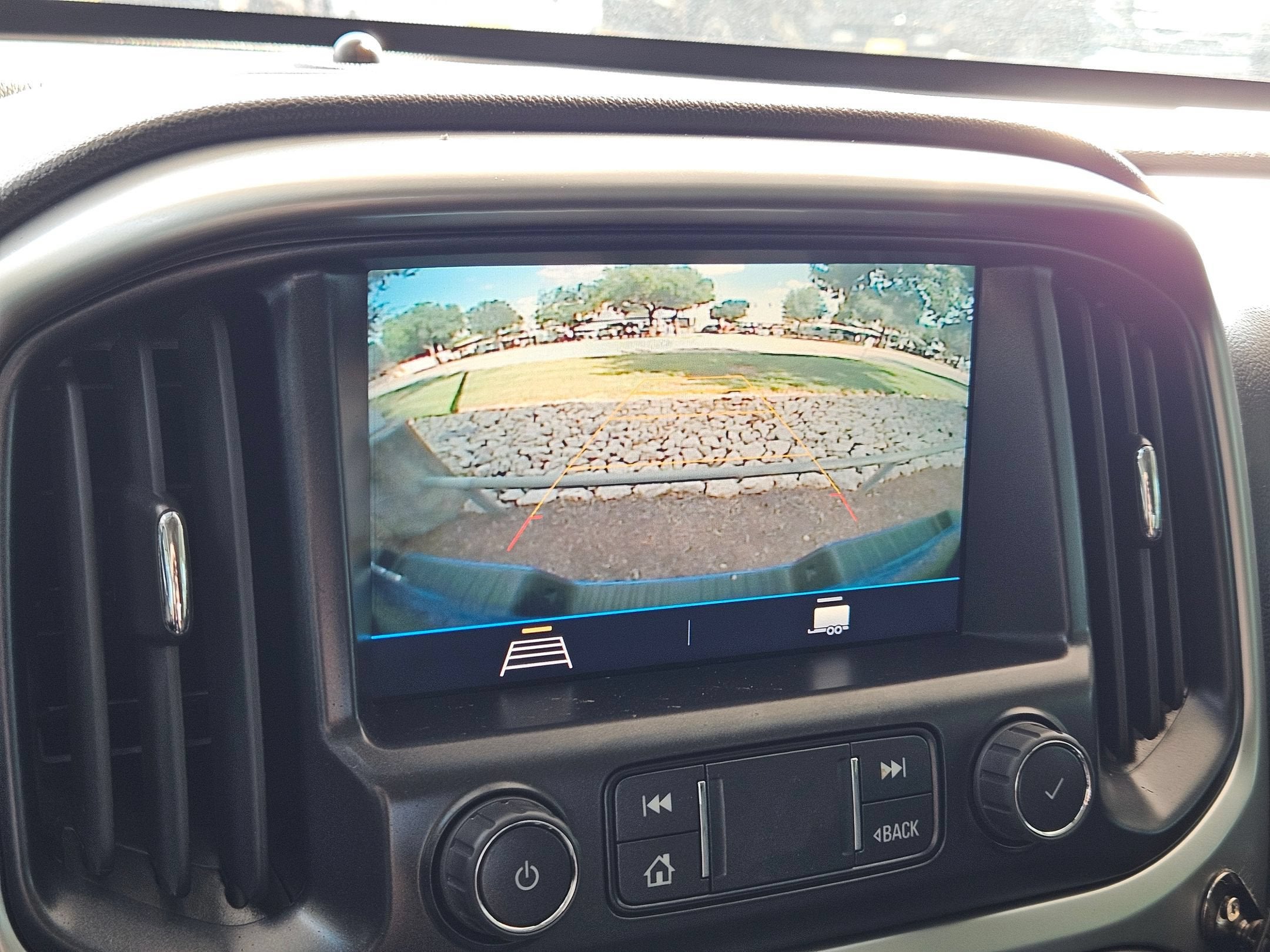 2022 Chevrolet COLORADO 4WD LT