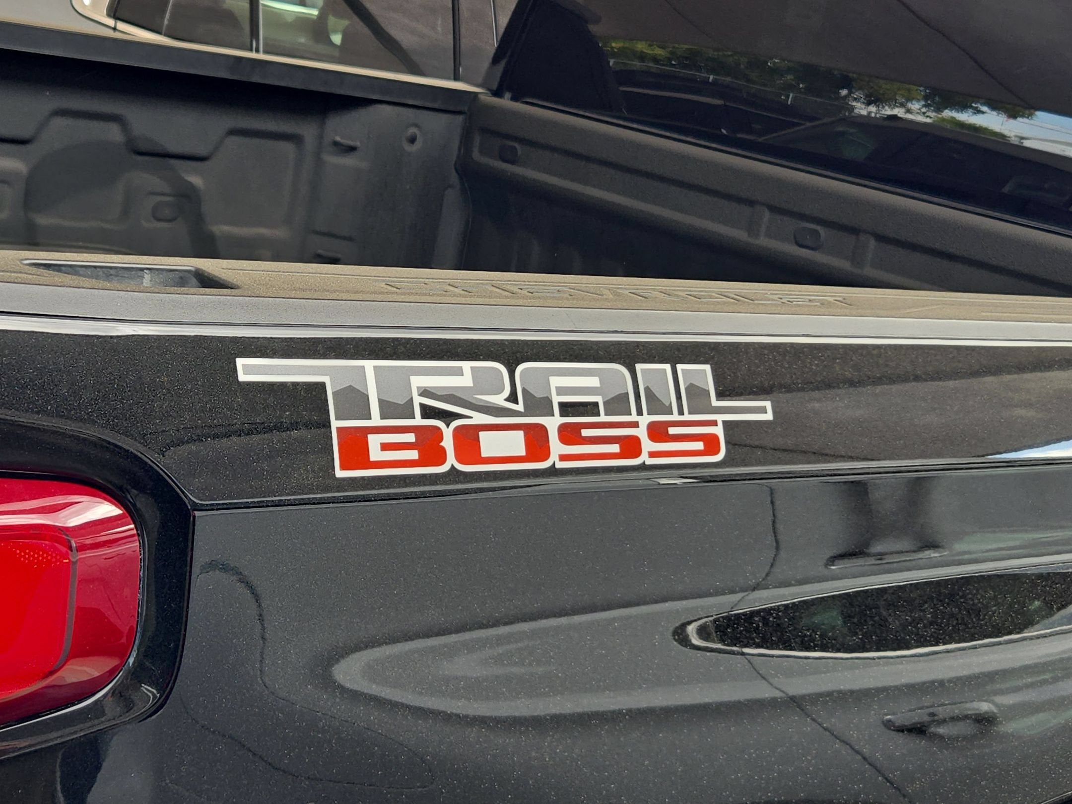 2021 Chevrolet SILVERADO 1500 TRAIL BOSS