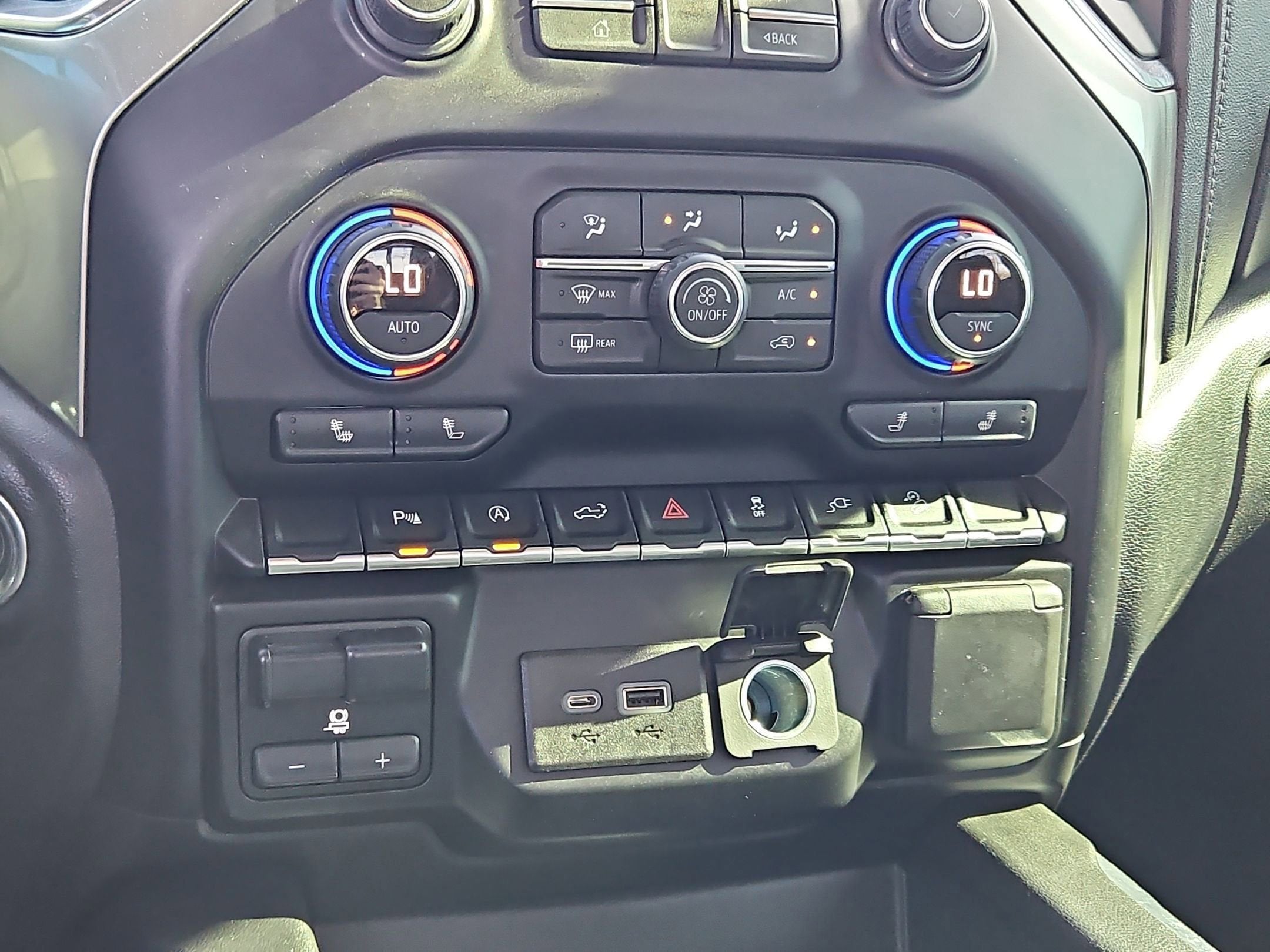 2020 Chevrolet SILV 1500 4WD T/B LT