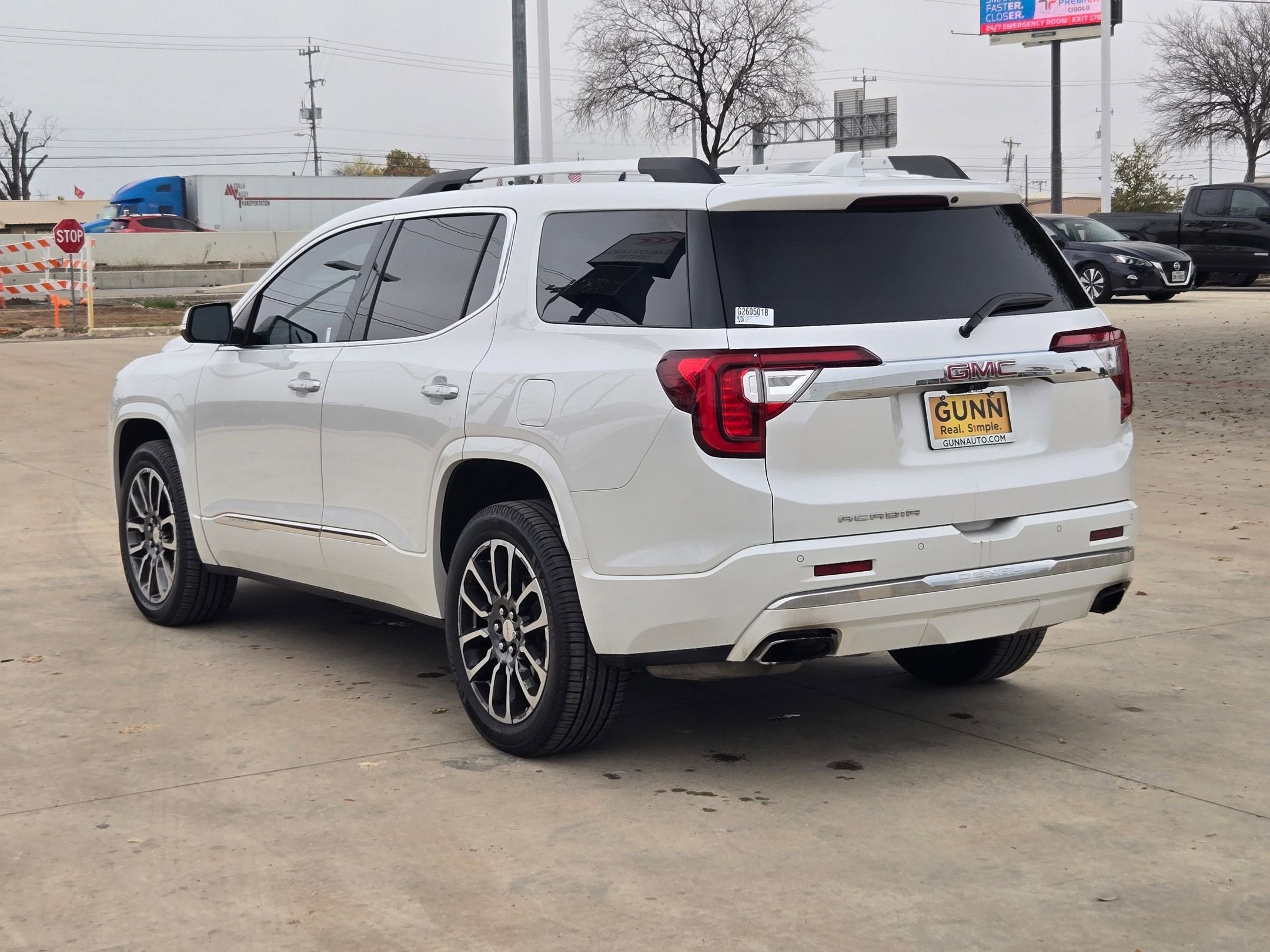 2020 GMC ACADIA DENALI