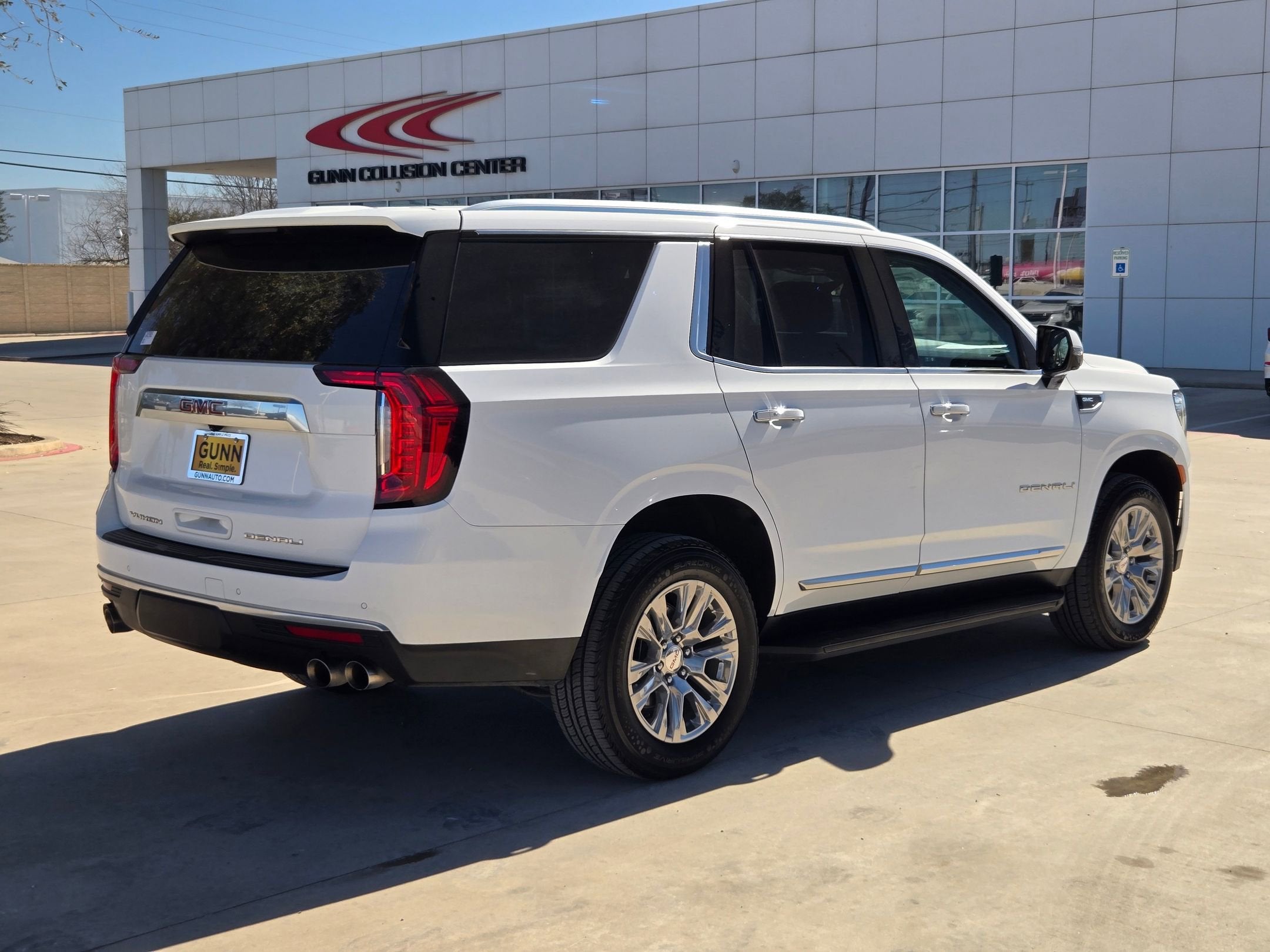 2024 GMC YUKON DENALI