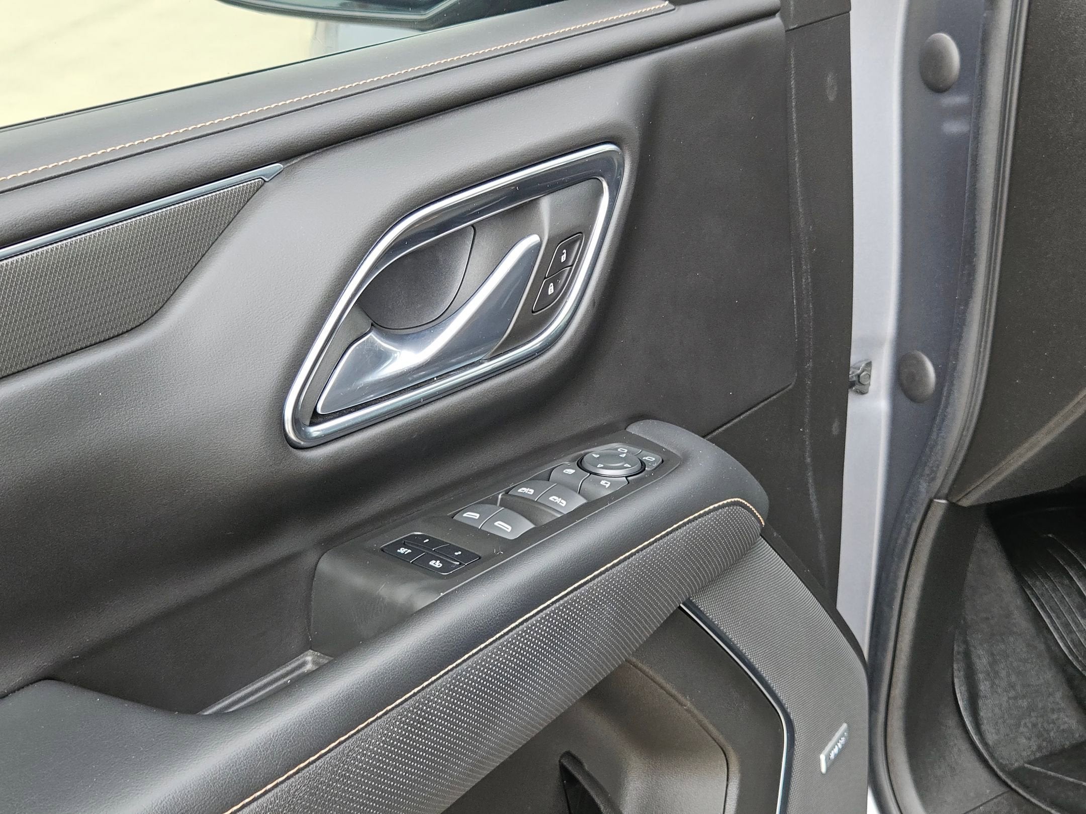 2022 GMC YUKON 4WD AT4