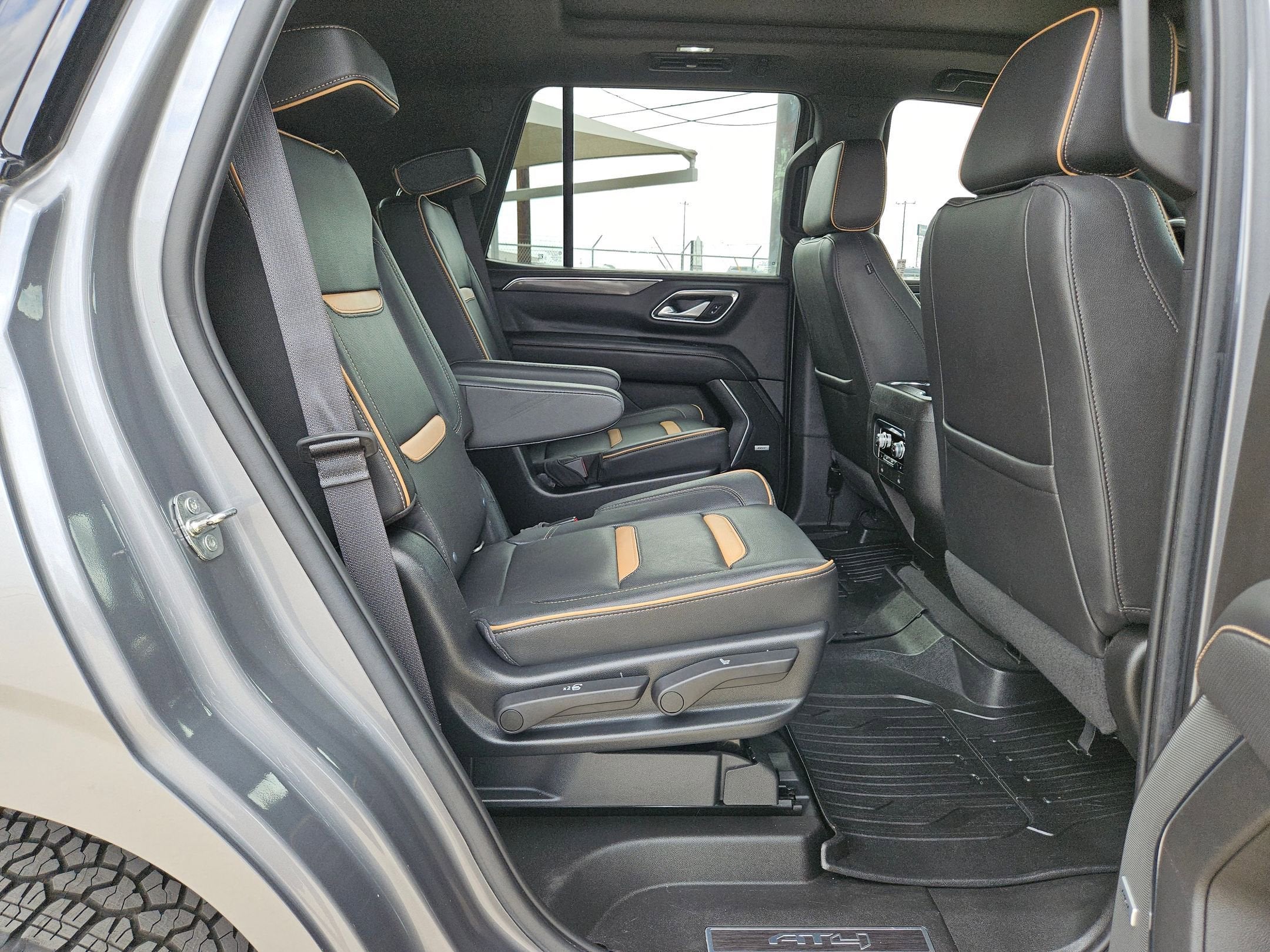 2022 GMC YUKON 4WD AT4