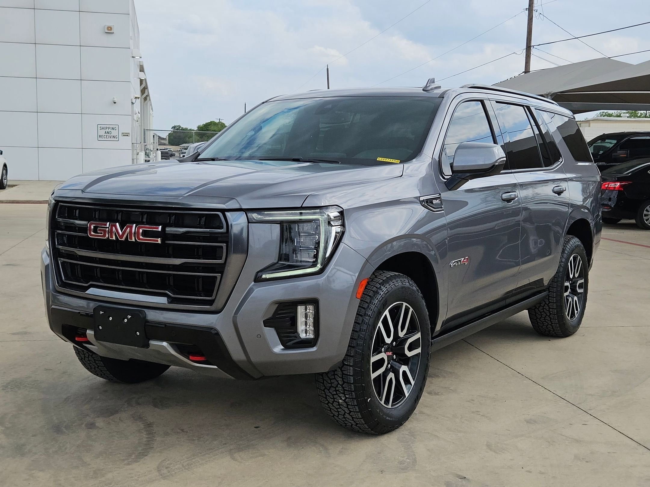 2022 GMC YUKON 4WD AT4