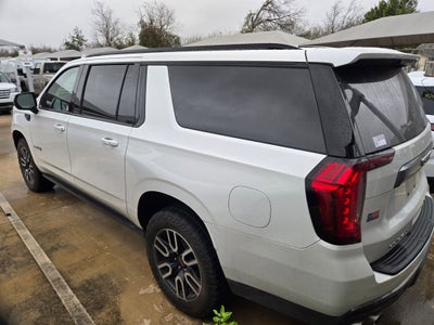 2022 GMC YUKON XL AT4
