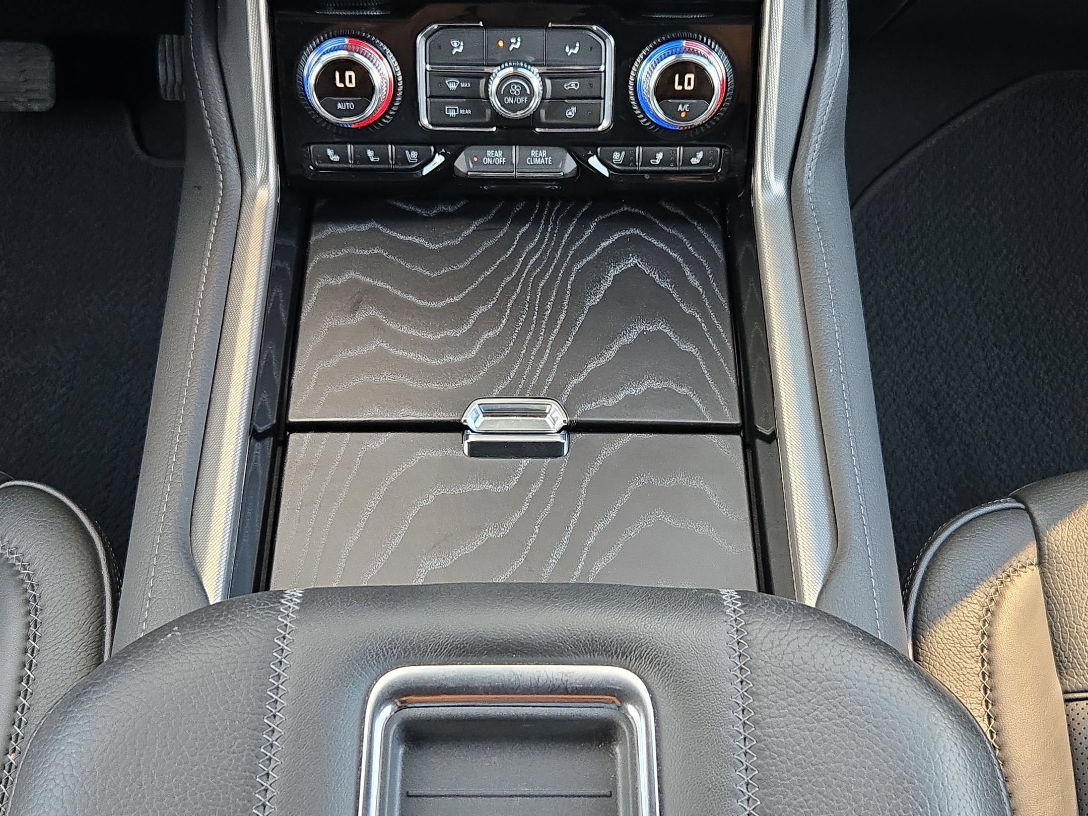 2024 GMC YUKON XL DENALI Denali