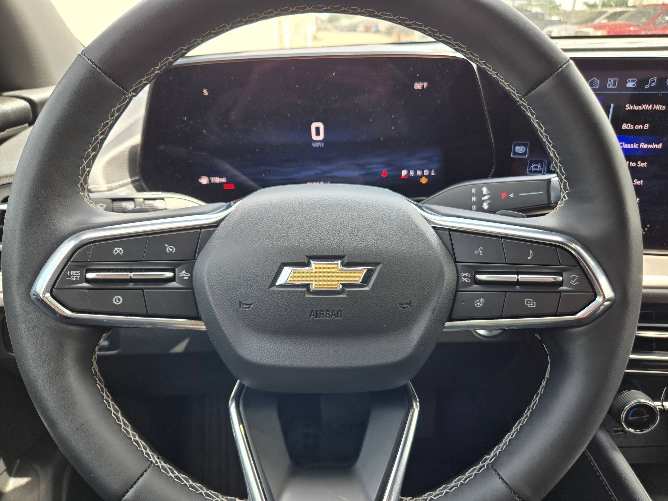 2025 Chevrolet TRAVERSE LT LT