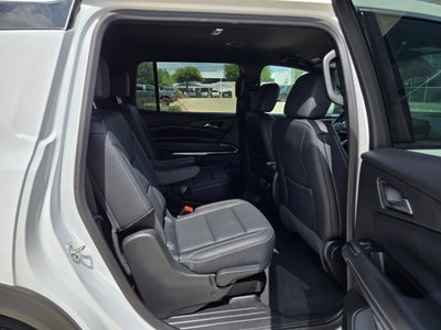 2025 Chevrolet TRAVERSE LT LT