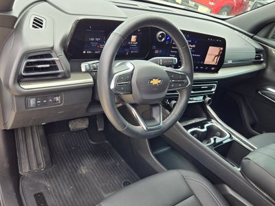 2025 Chevrolet TRAVERSE LT LT