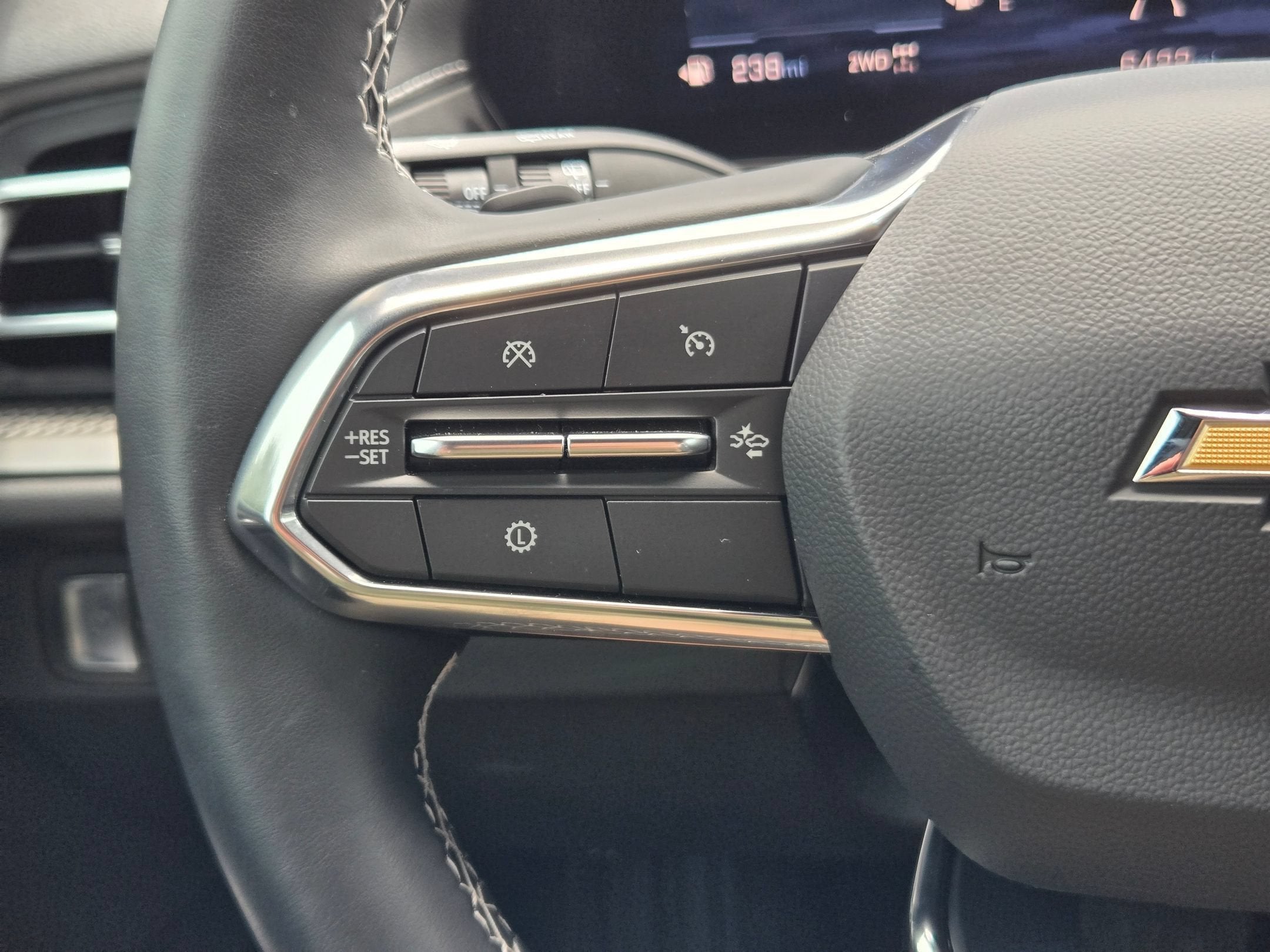 2025 Chevrolet TRAVERSE LT LT