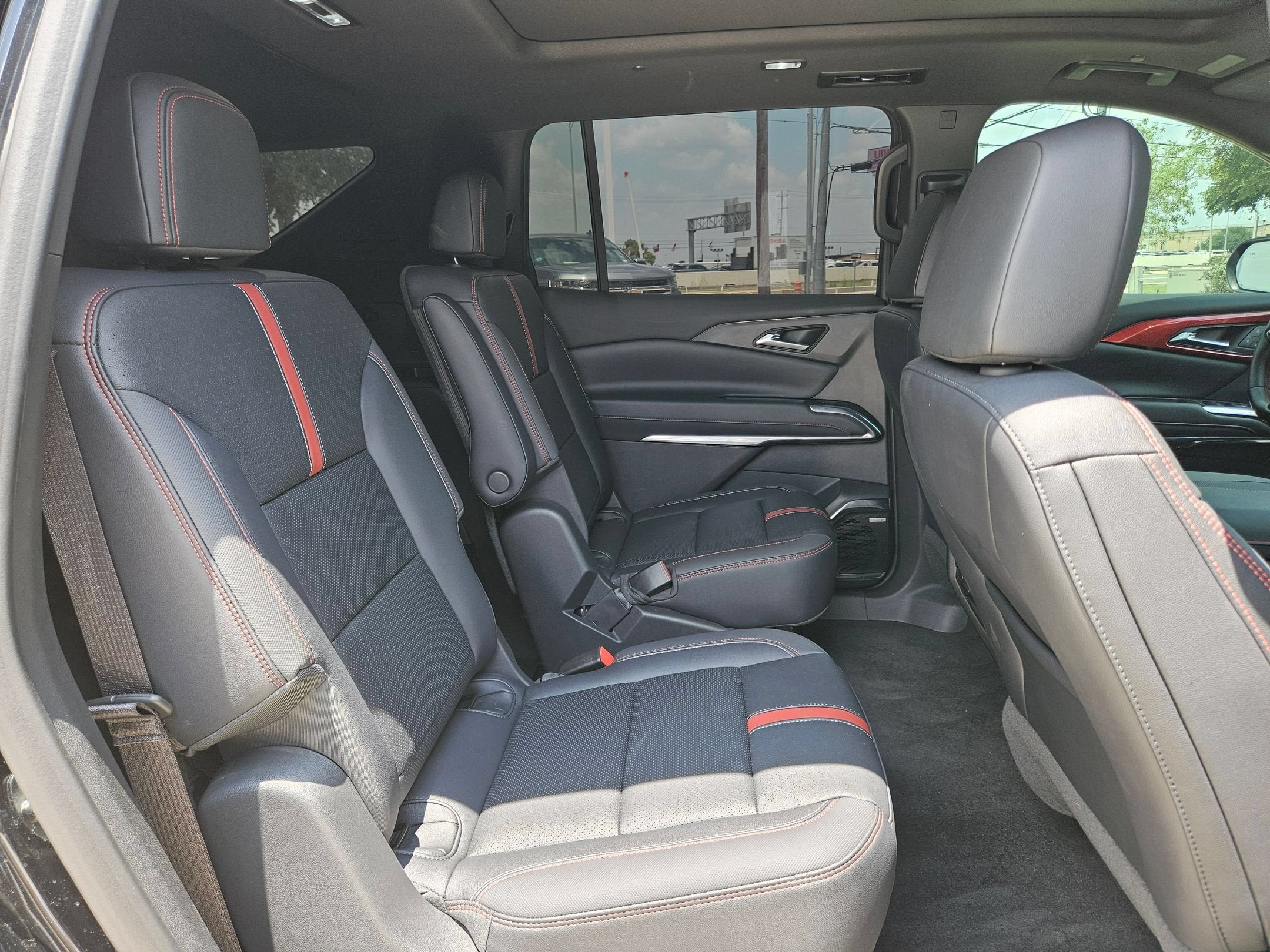 2025 Chevrolet TRAVERSE RS