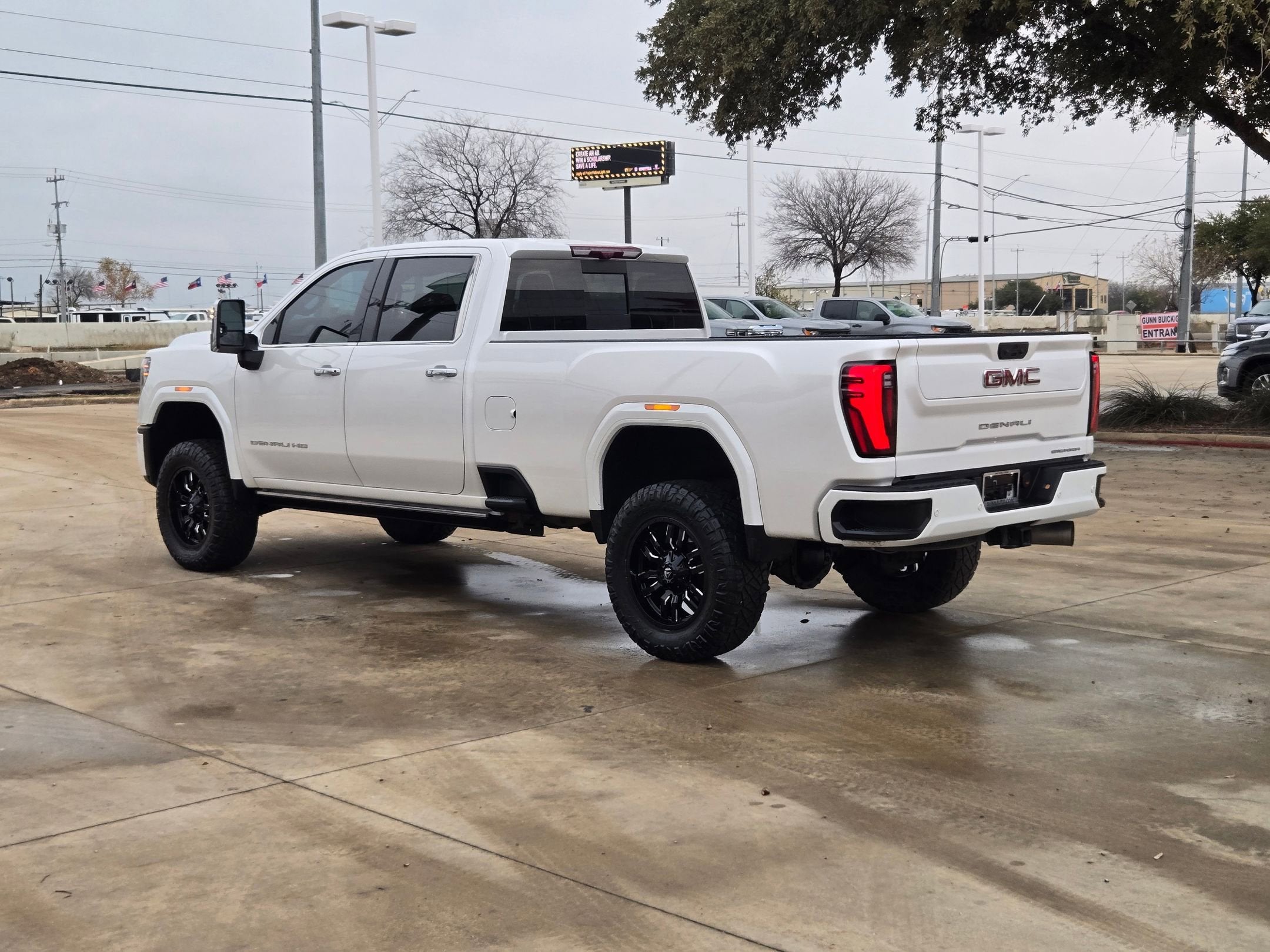 2024 GMC SIERRA 3500HD SRW DENALI