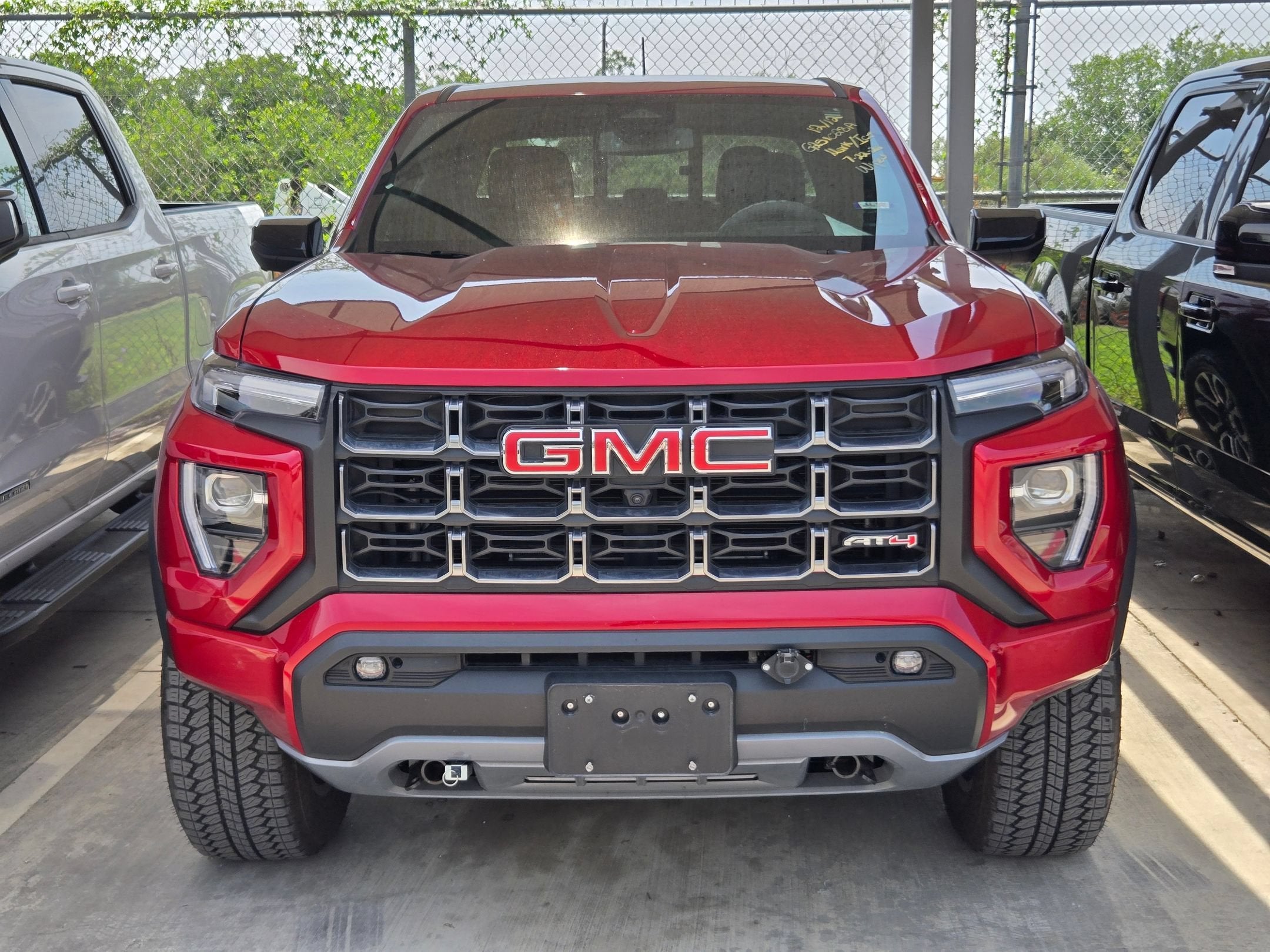2024 GMC*** CANYON AT4