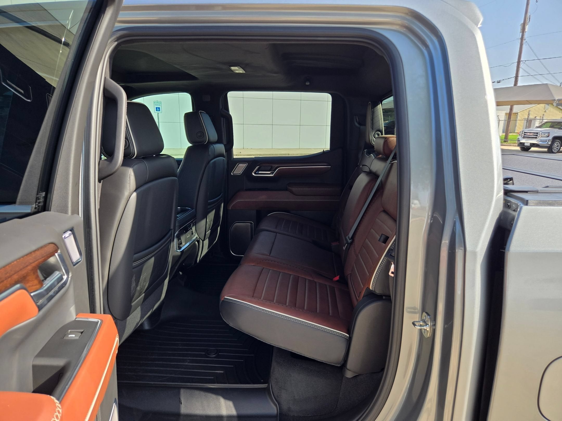 2025 GMC**** SIERRA 1500 4WD DENALI ULTIMATE