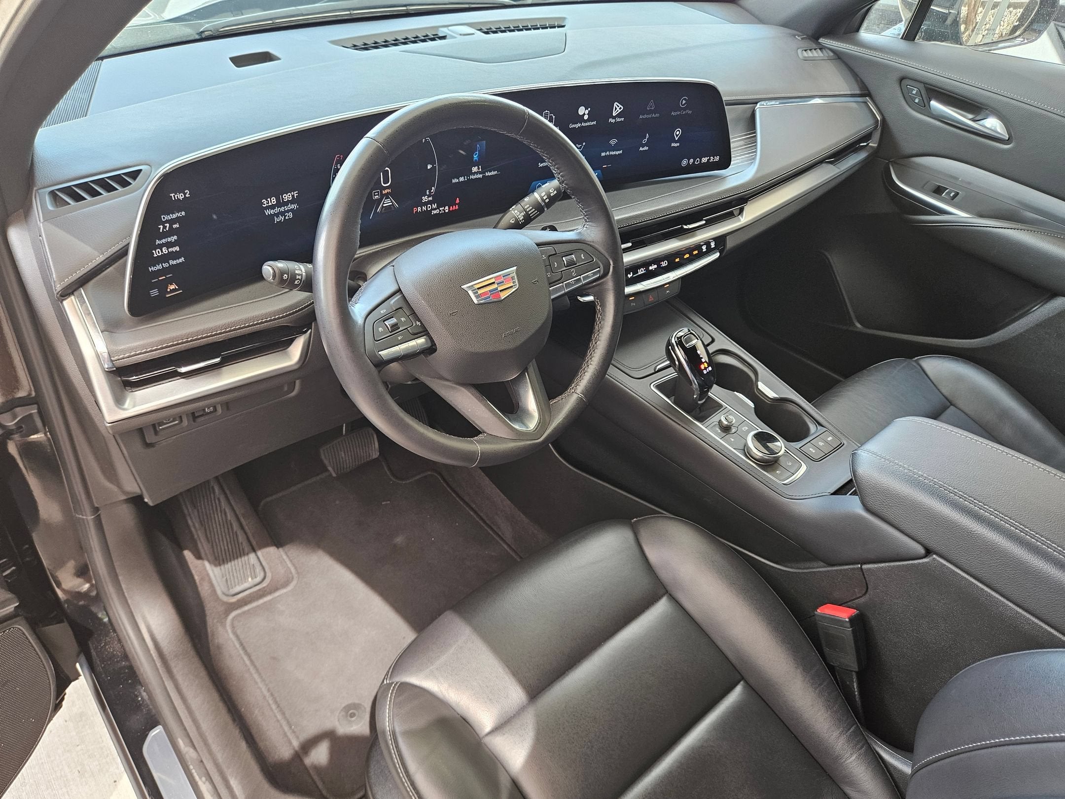 2024 Cadillac XT4 PREMIUM LUXURY