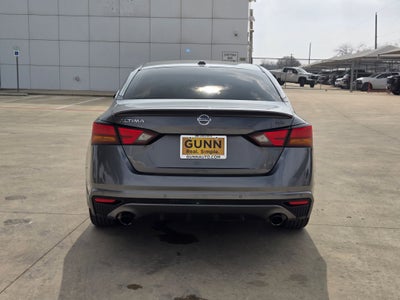 2020 Nissan ALTIMA SR