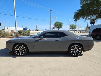 2023 Dodge CHALLENGER R/T