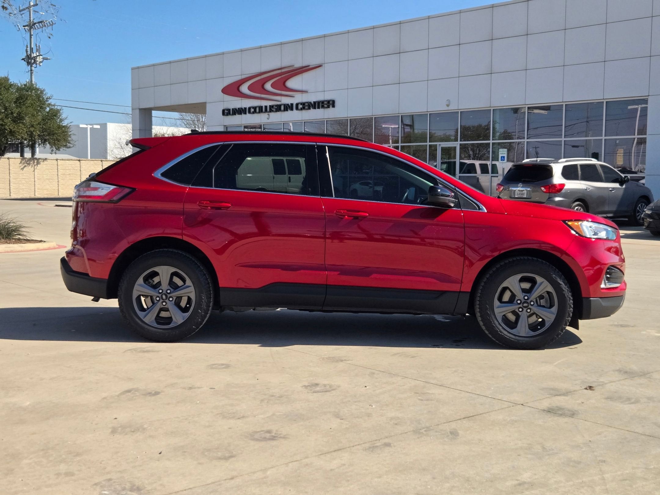 2022 Ford EDGE SEL