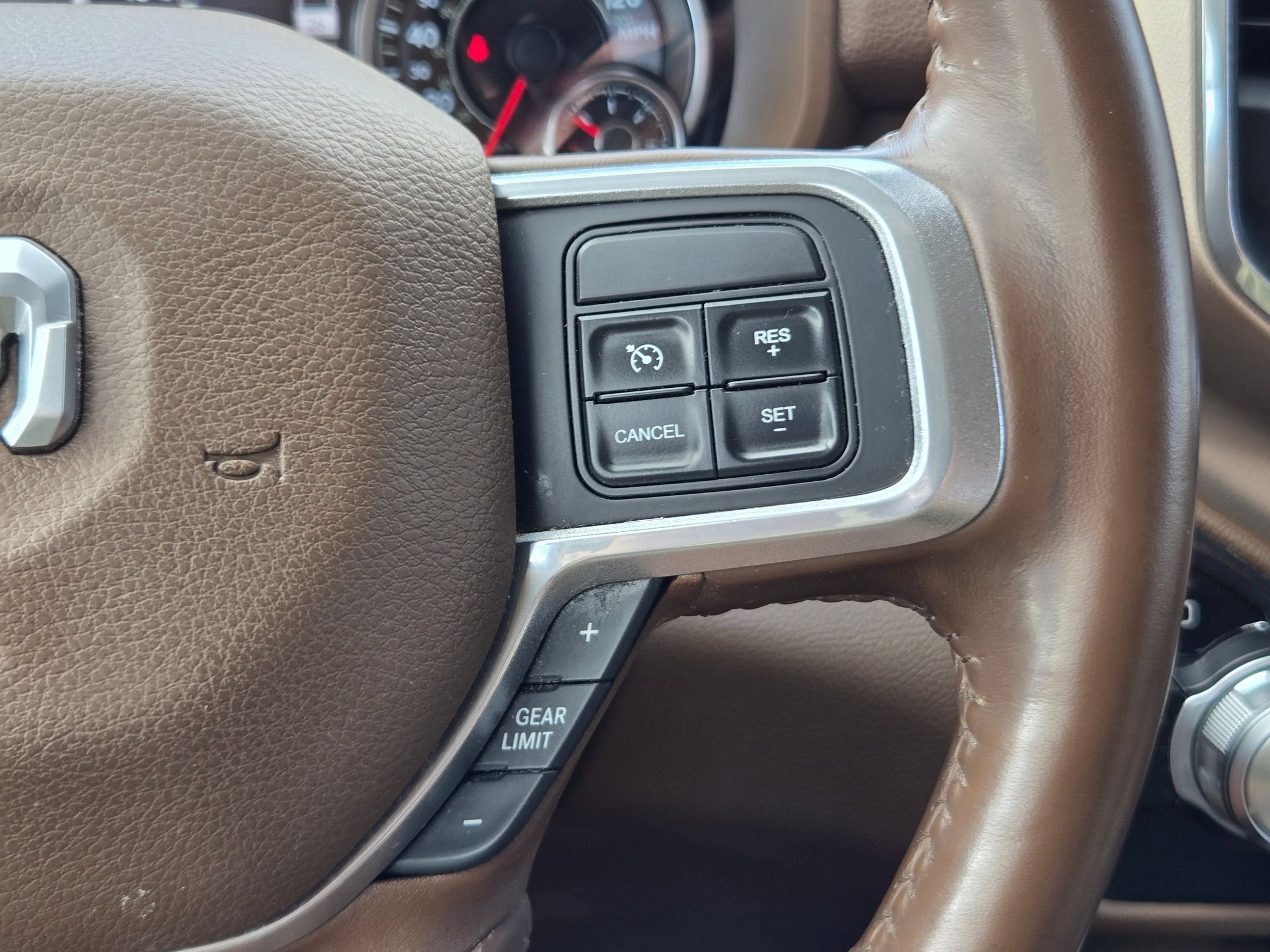 2022 RAM 2500 4WD LARAMIE 4WD