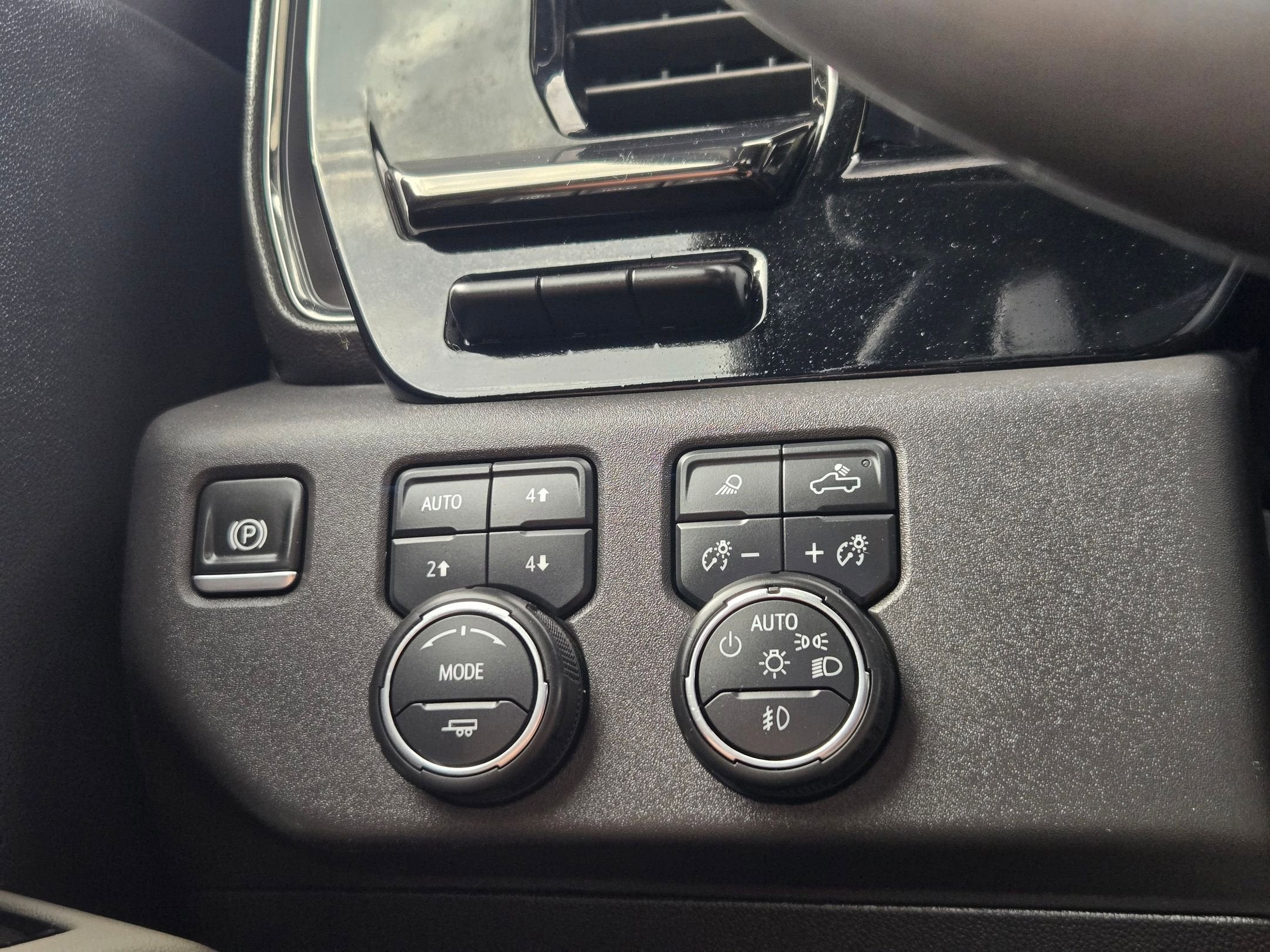 2024 Chevrolet SILVERADO ZR2