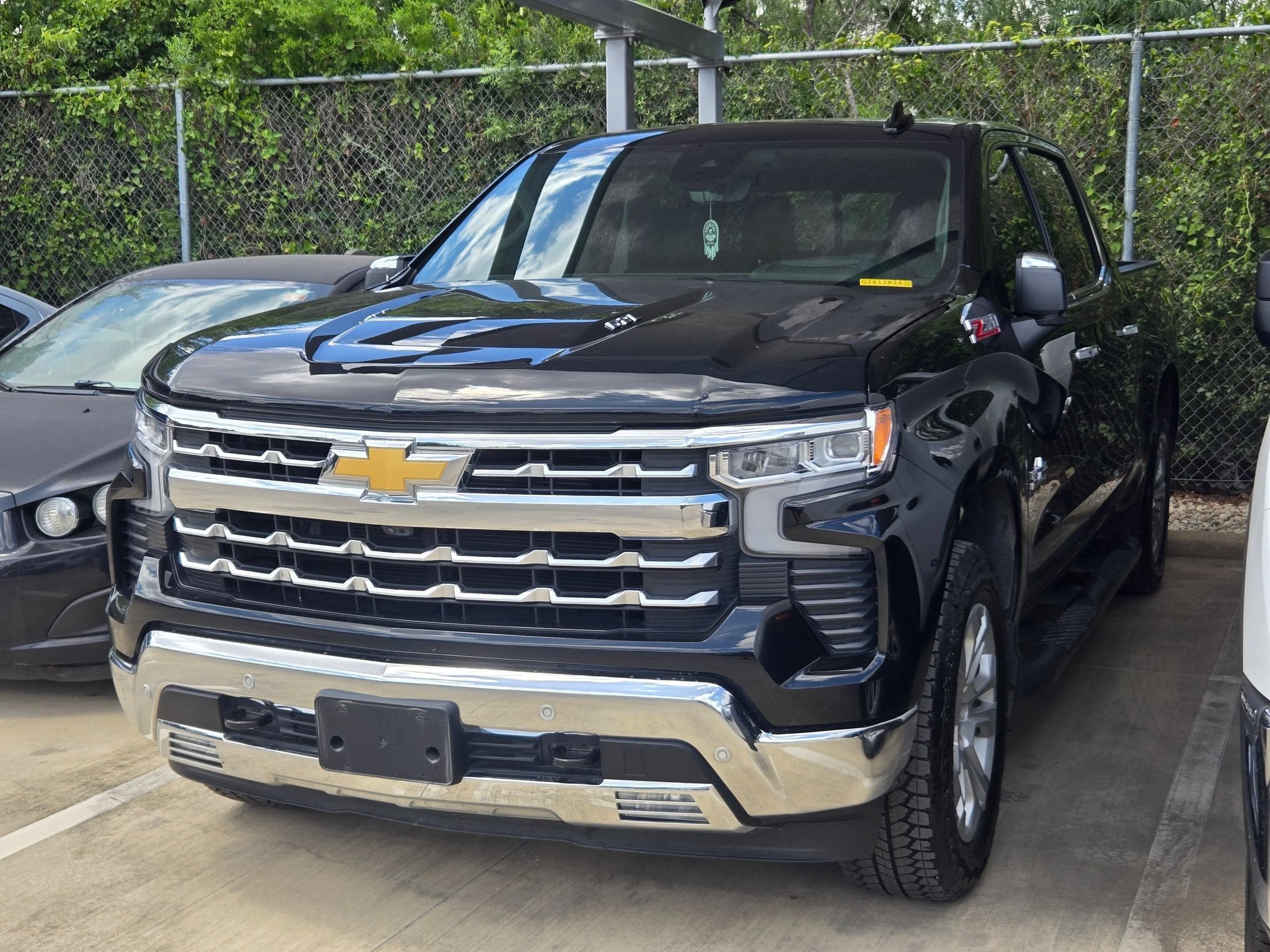 2025 Chevrolet SILVERADO 1500 LTZ