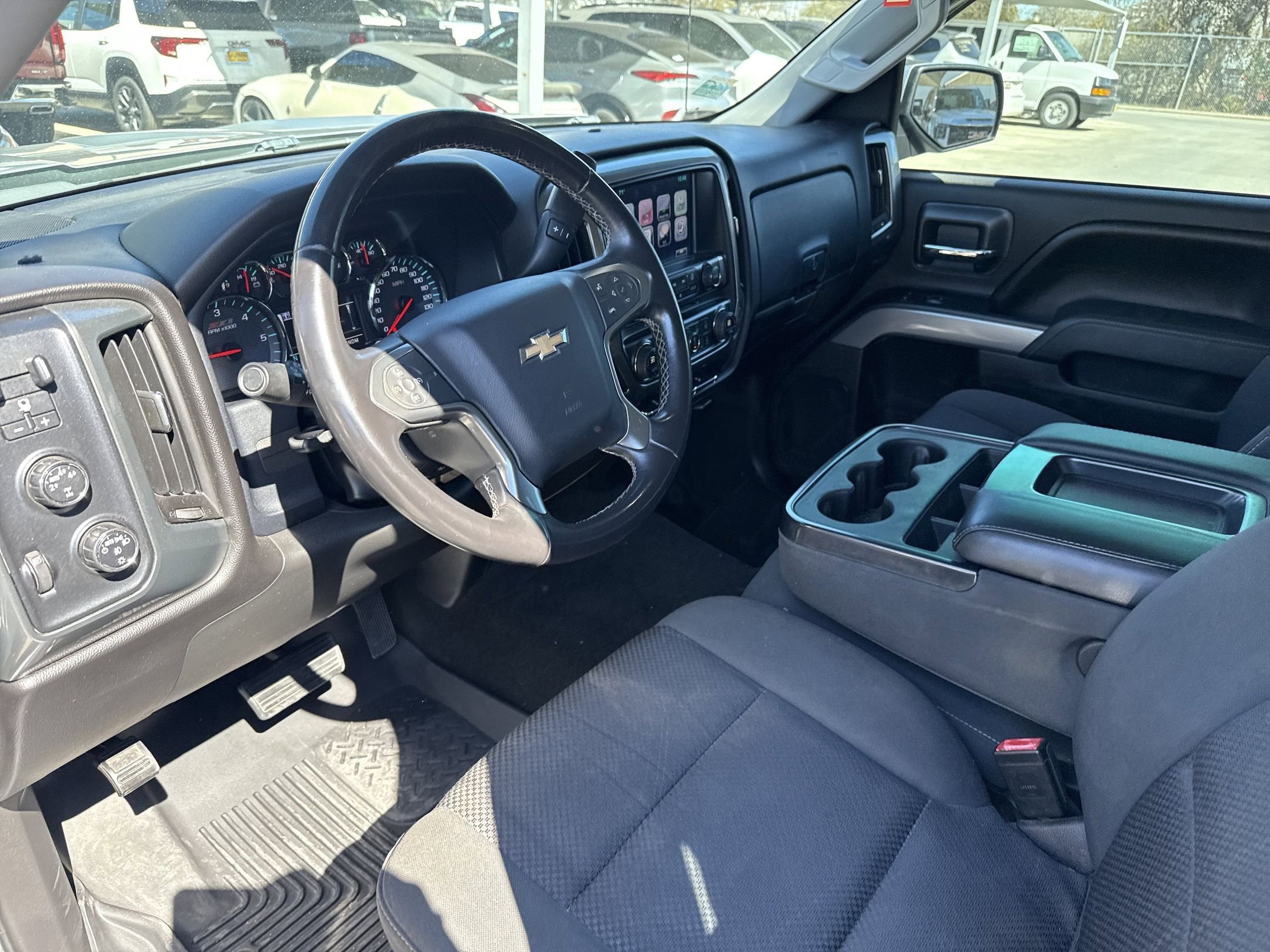 2016 Chevrolet SILVERADO 1500 LT