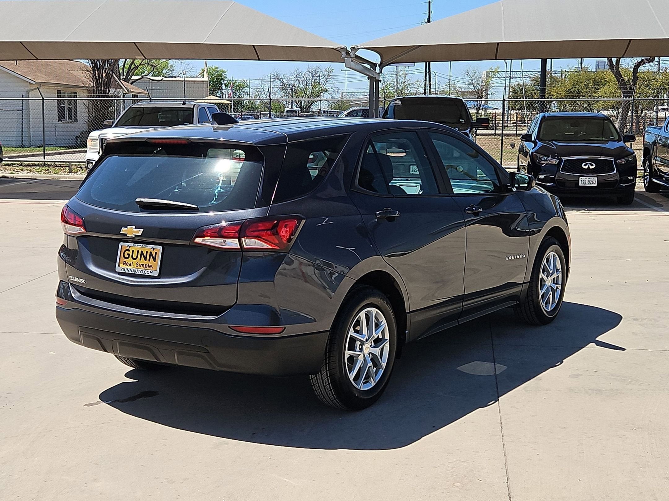 2022 Chevrolet EQUINOX LS LS