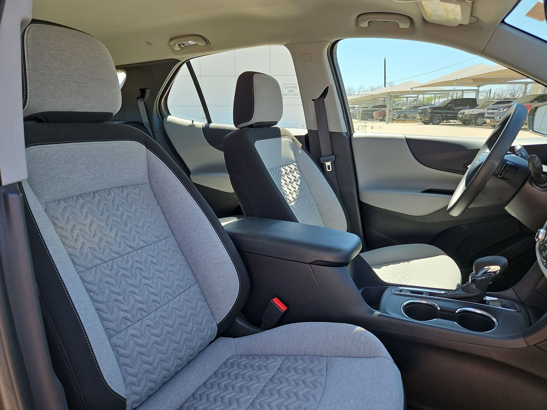 2022 Chevrolet EQUINOX LS LS